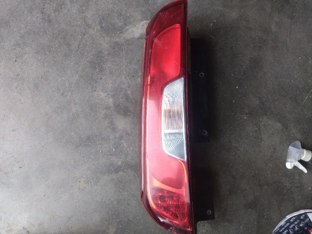 bontott FIAT DOBLO Bal Hátsó Lámpa