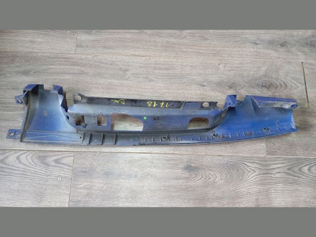 bontott FIAT DOBLO Bal hátsó Lámpakeret