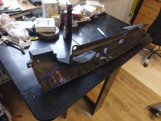 bontott FIAT DOBLO Bal hátsó Lámpakeret