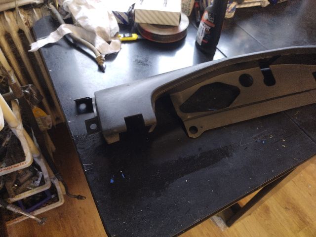 bontott FIAT DOBLO Bal hátsó Lámpakeret