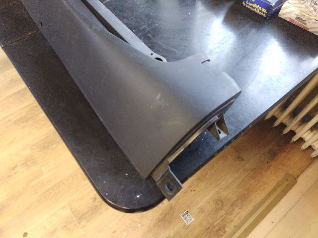 bontott FIAT DOBLO Bal hátsó Lámpakeret