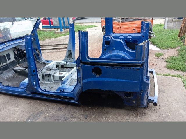 bontott FIAT DOBLO Bal hátsó Negyed Karosszéria Csomag