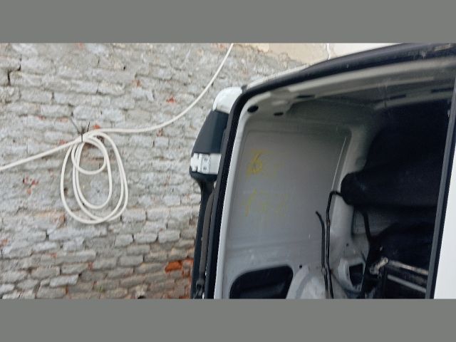 bontott FIAT DOBLO Bal hátsó Negyed Karosszéria Csomag