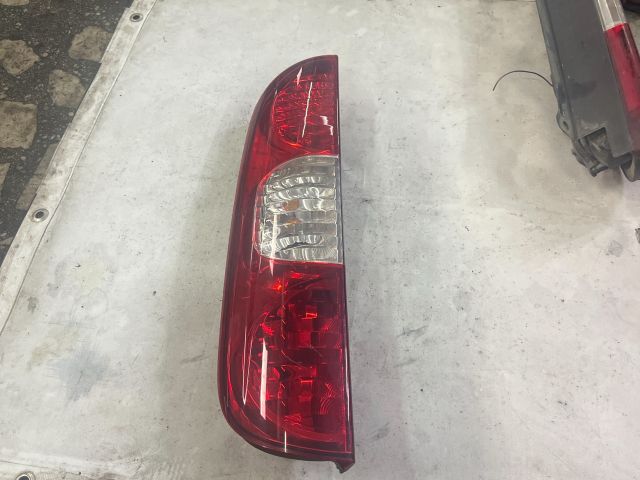 bontott FIAT DOBLO Bal Külső Hátsó Lámpa