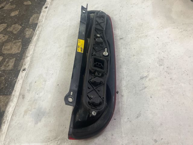 bontott FIAT DOBLO Bal Külső Hátsó Lámpa