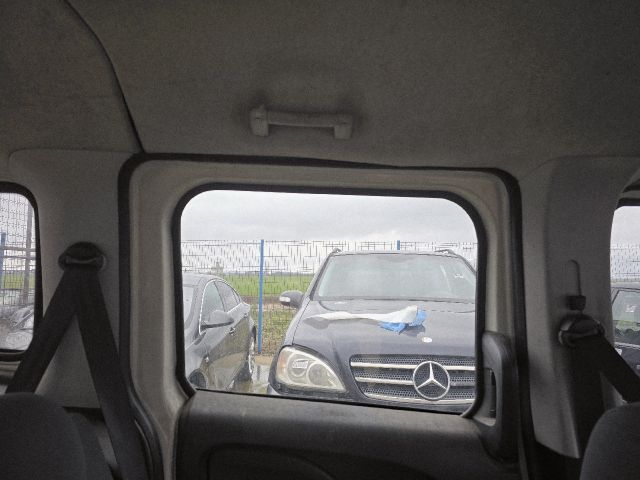 bontott FIAT DOBLO Bal Tolóajtó Ablak