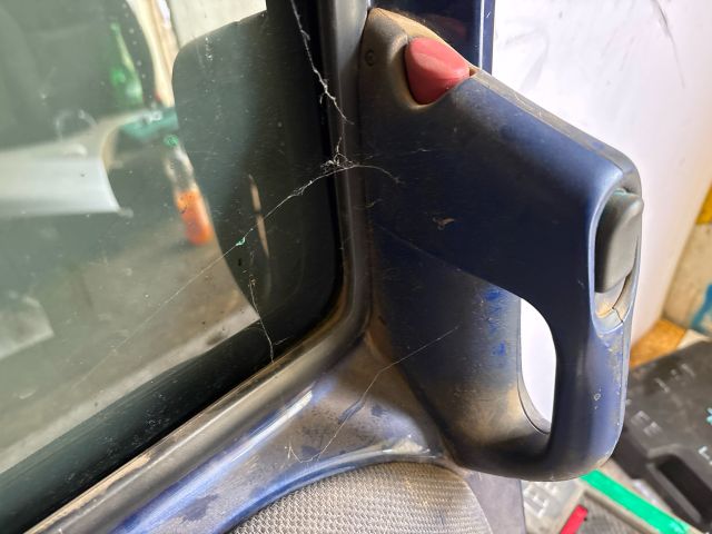 bontott FIAT DOBLO Bal Tolóajtó (Részeivel)