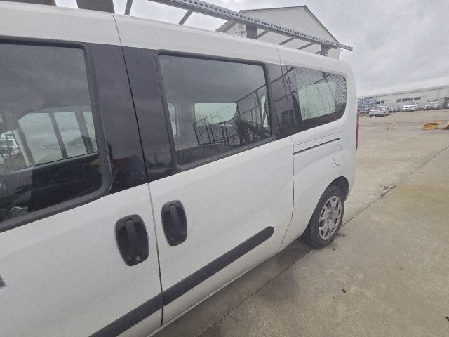 bontott FIAT DOBLO Bal Tolóajtó (Üres lemez)