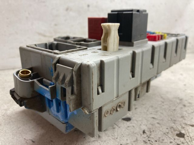 bontott FIAT DOBLO Biztosítéktábla Doboz