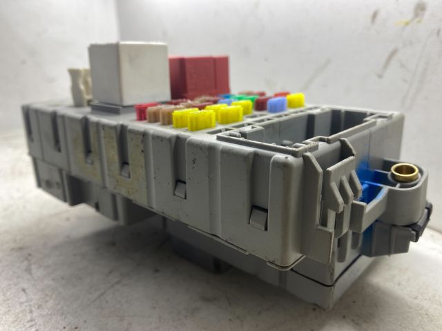 bontott FIAT DOBLO Biztosítéktábla Doboz