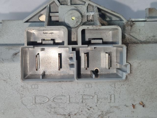 bontott FIAT DOBLO Biztosítéktábla Doboz