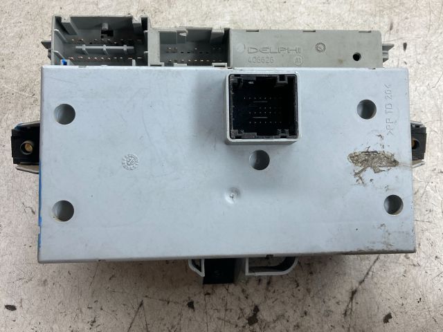 bontott FIAT DOBLO Biztosítéktábla Doboz