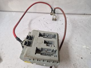 bontott FIAT DOBLO Biztosítéktábla Doboz