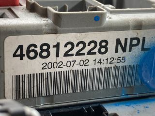 bontott FIAT DOBLO Biztosítéktábla Doboz