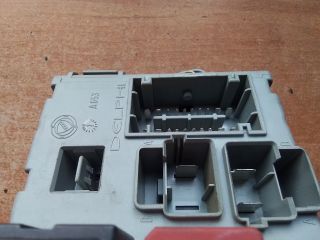 bontott FIAT DOBLO Biztosítéktábla Utastér