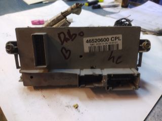 bontott FIAT DOBLO Biztosítéktábla Utastér