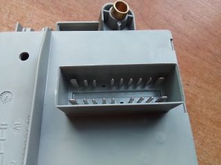 bontott FIAT DOBLO Biztosítéktábla Utastér