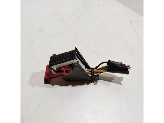 bontott FIAT DOBLO Csatlakozó