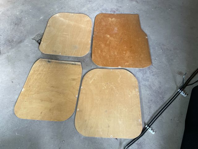 bontott FIAT DOBLO Csomagtartó Burkolat (Műanyag)