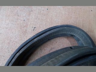 bontott FIAT DOBLO Csomagtérajtó Gumikéder