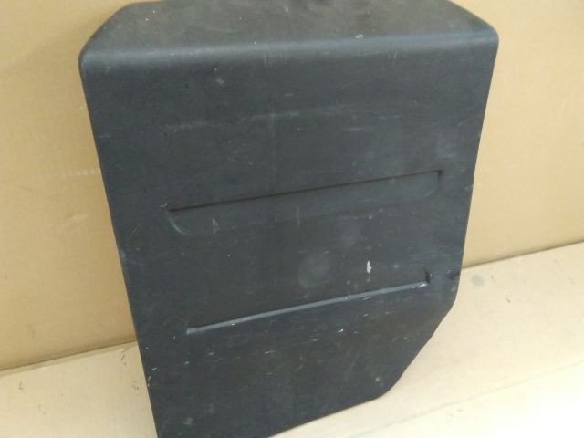 bontott FIAT DOBLO Csomagtérajtó Kárpit