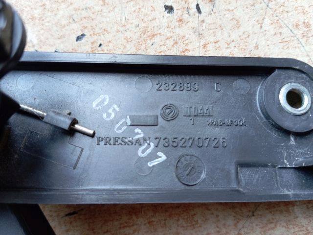 bontott FIAT DOBLO Csomagtérajtó Kilincs