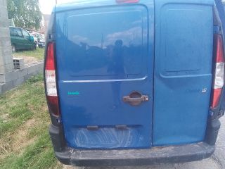 bontott FIAT DOBLO Csomagtérajtó (Üres lemez)