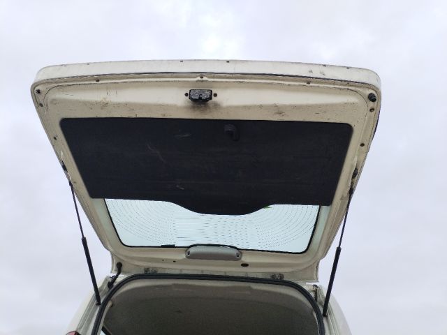 bontott FIAT DOBLO Csomagtérajtó (Üres lemez)