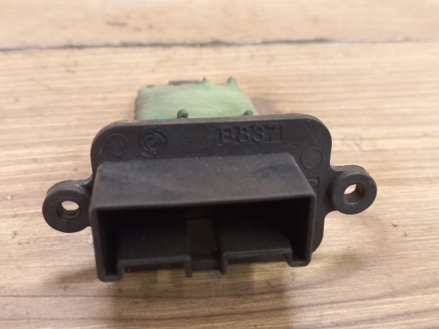 bontott FIAT DOBLO Előtét Ellenállás Fűtőmotor