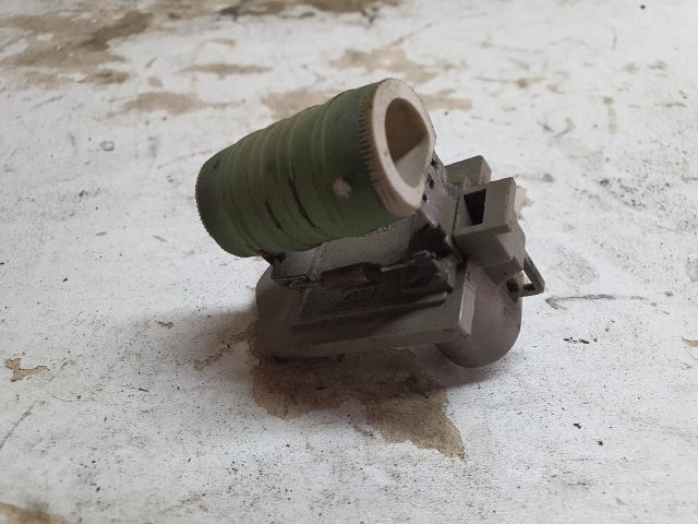 bontott FIAT DOBLO Előtét Ellenállás Hűtőventilátor