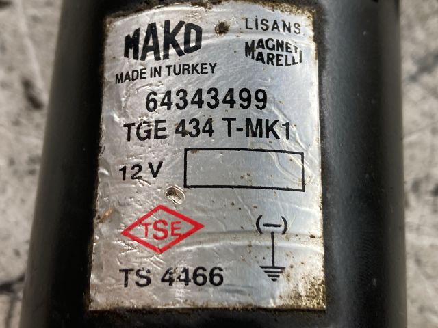 bontott FIAT DOBLO Első Ablaktörlő Motor