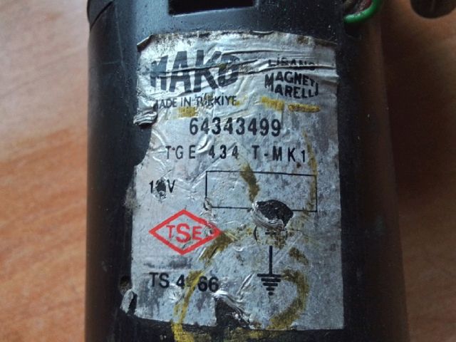 bontott FIAT DOBLO Első Ablaktörlő Motor