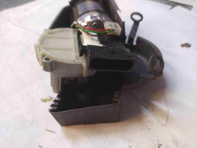 bontott FIAT DOBLO Első Ablaktörlő Motor