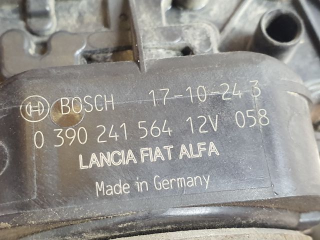 bontott FIAT DOBLO Első Ablaktörlő Szerkezet Motorral