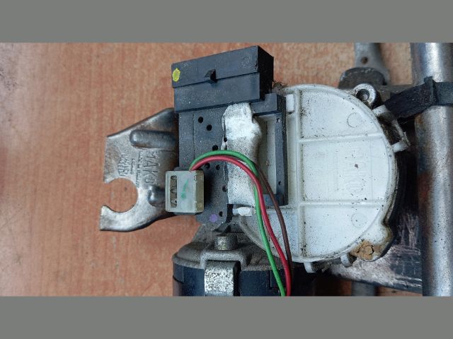 bontott FIAT DOBLO Első Ablaktörlő Szerkezet Motorral