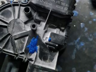 bontott FIAT DOBLO Első Ablaktörlő Szerkezet Motorral