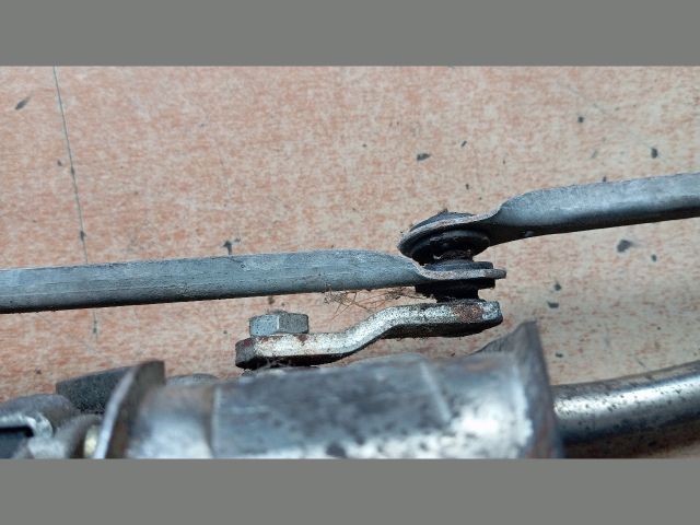 bontott FIAT DOBLO Első Ablaktörlő Szerkezet Motorral