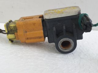 bontott FIAT DOBLO Első Középső Ütközés Érzékelő (Homlokfalon)