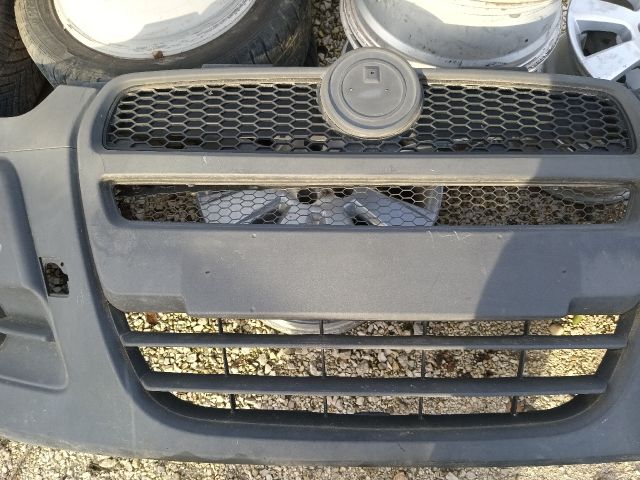 bontott FIAT DOBLO Első Lökhárító (Részeivel)