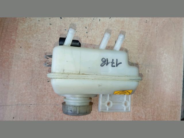 bontott FIAT DOBLO Fékfolyadék Tartály