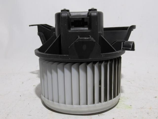 bontott FIAT DOBLO Fűtőmotor (Klímás)