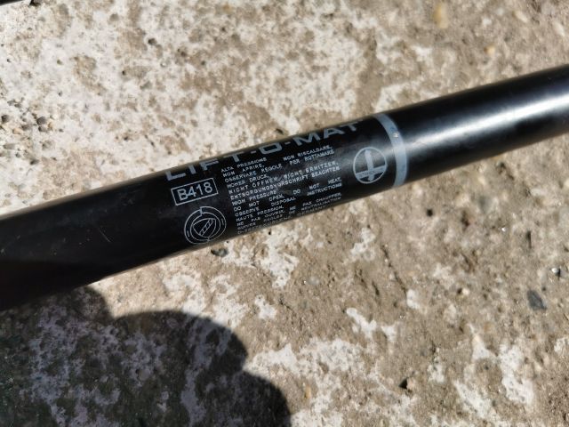 bontott FIAT DOBLO Gázrugós Kitámasztó Teleszkóp Csomagtérajtó (Pozíciófüggetlen)