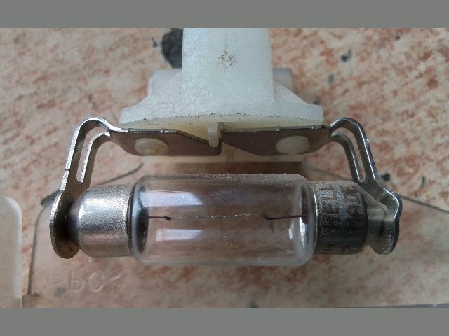 bontott FIAT DOBLO Hátsó Rendszámtábla Világítás