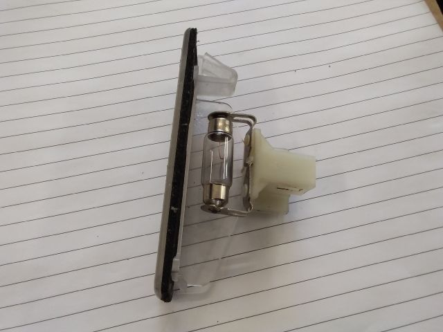 bontott FIAT DOBLO Hátsó Rendszámtábla Világítás