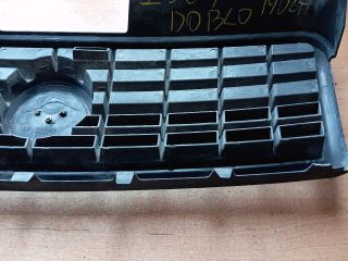 bontott FIAT DOBLO Hűtőrács