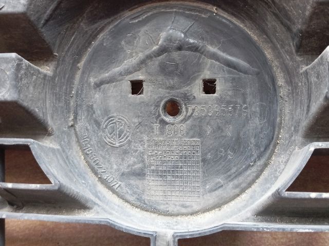 bontott FIAT DOBLO Hűtőrács