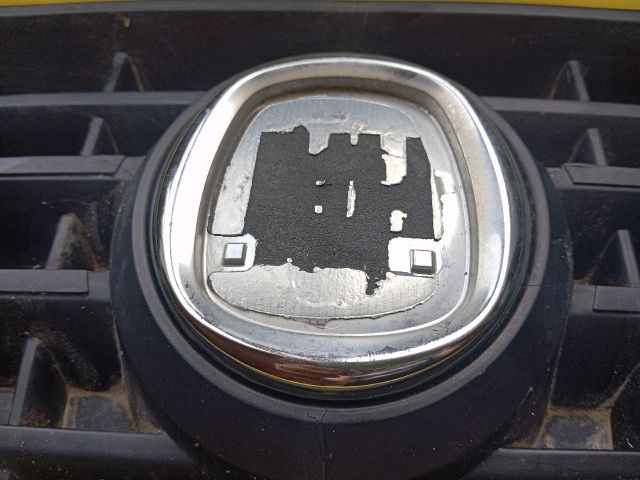 bontott FIAT DOBLO Hűtőrács