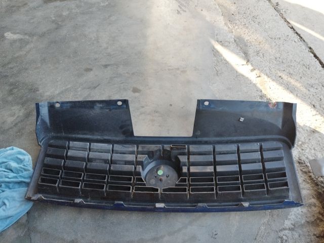 bontott FIAT DOBLO Hűtőrács