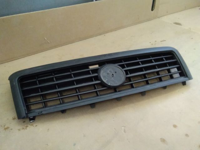 bontott FIAT DOBLO Hűtőrács