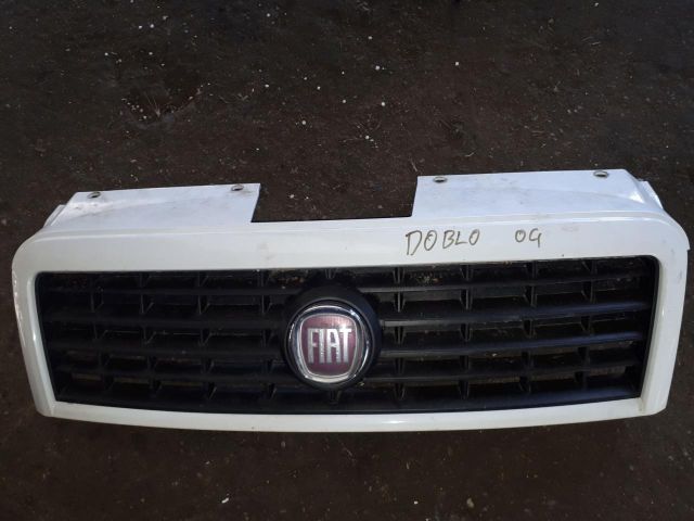 bontott FIAT DOBLO Hűtőrács